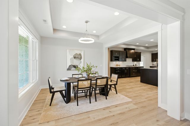 74 Holt Ln, Tullahoma, TN 37388