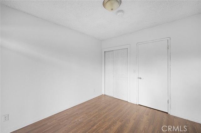 17931 Devonshire Street 1, Northridge (los Angeles), CA 91325