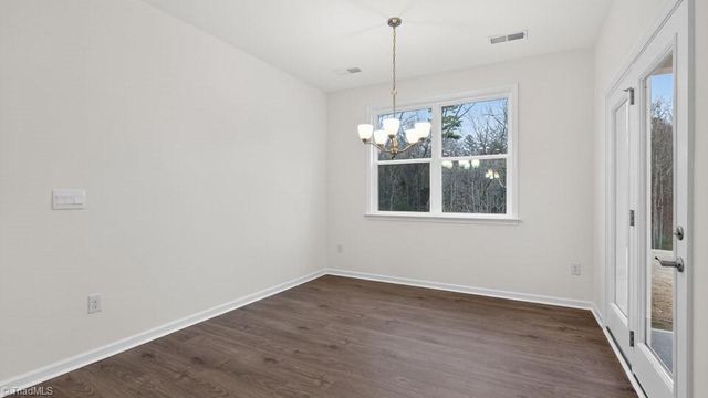 206 Mary Montrose Boulevard, Jamestown, NC 27282