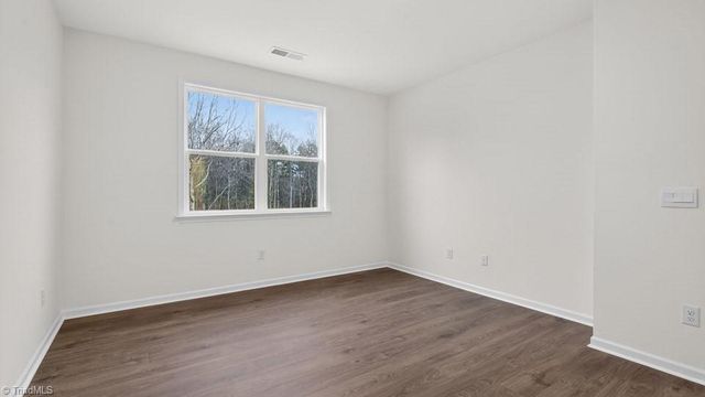 206 Mary Montrose Boulevard, Jamestown, NC 27282