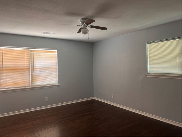 2917 Hickox Road, Rowlett, TX 75089