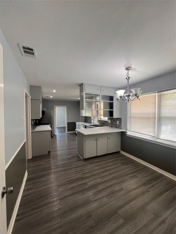 2917 Hickox Road, Rowlett, TX 75089