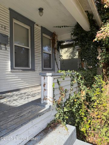 110 Boston Ct, Louisville, KY 40212