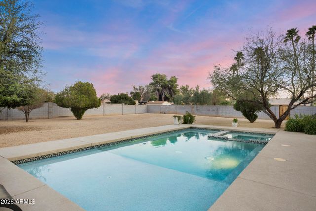 6421 E CORRINE Drive, Scottsdale, AZ 85254