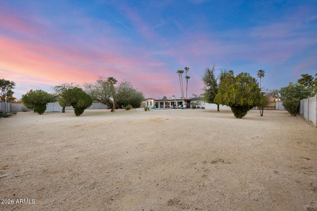 6421 E CORRINE Drive, Scottsdale, AZ 85254