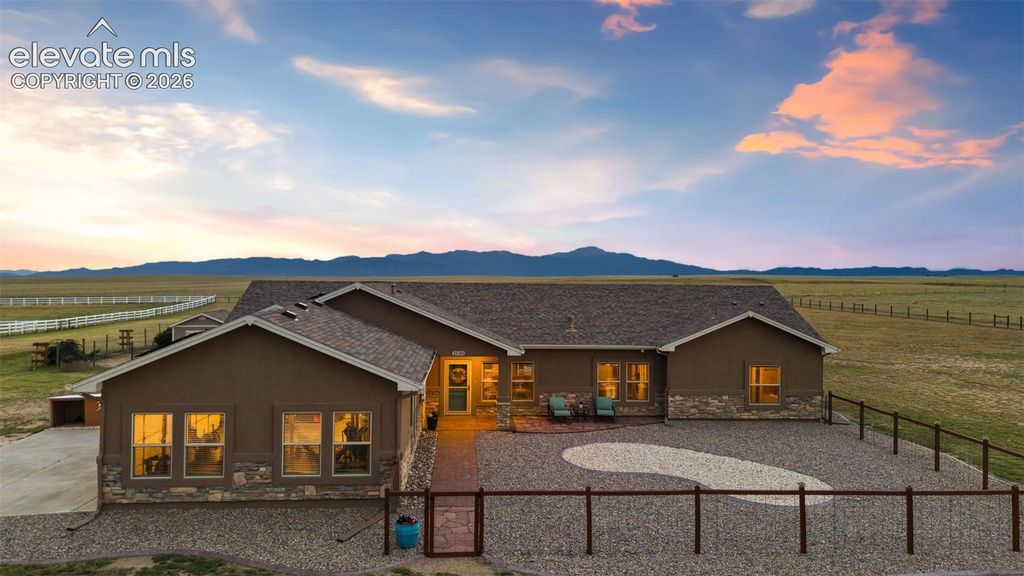 3530 Hare Haven Lane, Colorado Springs, CO 80930 — exterior