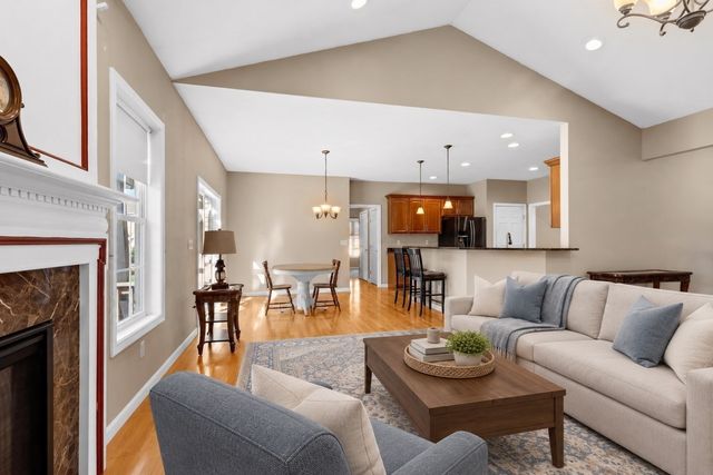 3 Hickory Lane, Bridgewater, MA 02324