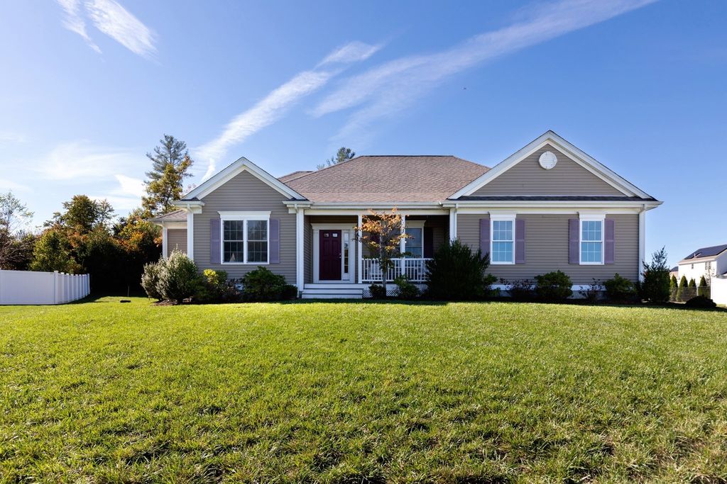 3 Hickory Lane, Bridgewater, MA 02324
