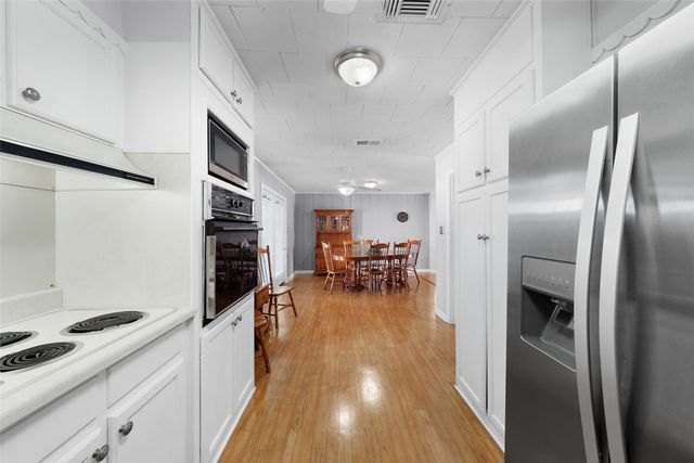 927 Alabama Street, Sulphur Springs, TX 75482