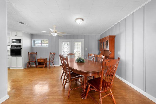 927 Alabama Street, Sulphur Springs, TX 75482