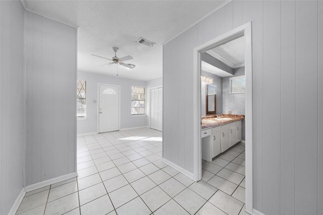 927 Alabama Street, Sulphur Springs, TX 75482