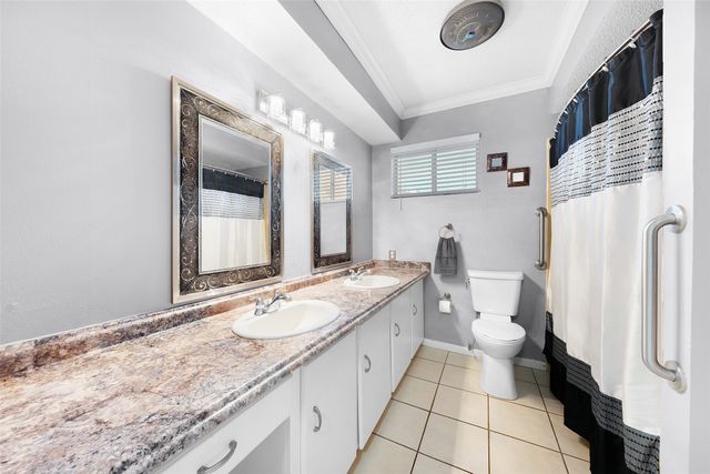 927 Alabama Street, Sulphur Springs, TX 75482