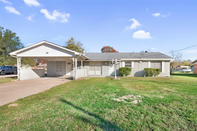 927 Alabama Street, Sulphur Springs, TX 75482