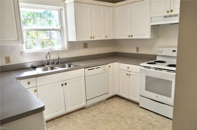 2557 Oconee Ave Apt 202, Virginia Beach, VA 23454