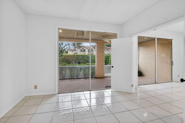 6780 Via Regina, Boca Raton, FL 33433