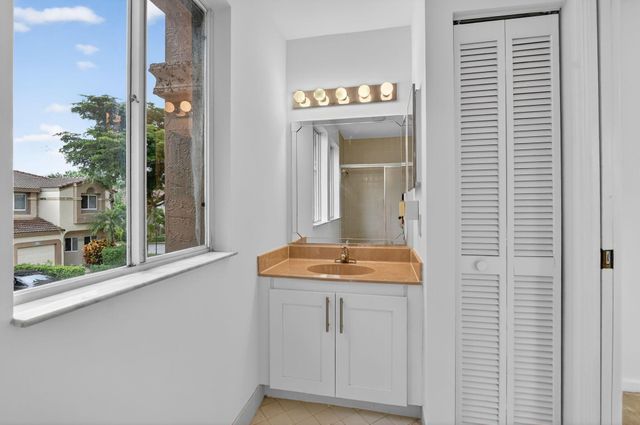 6780 Via Regina, Boca Raton, FL 33433