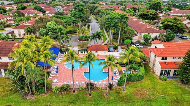 6780 Via Regina, Boca Raton, FL 33433