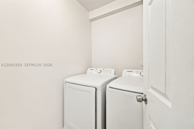 523-525 NW 106th St, Miami, FL 33150