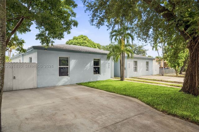 523-525 NW 106th St, Miami, FL 33150
