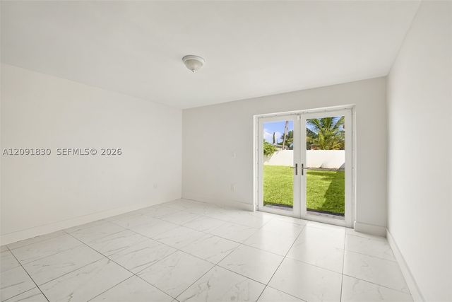 523-525 NW 106th St, Miami, FL 33150