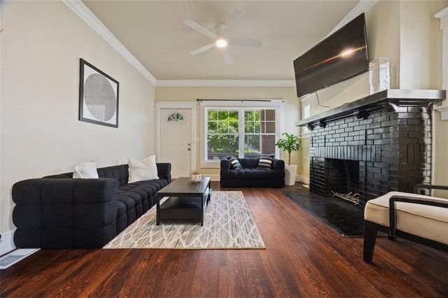 1465 S GORDON SW Street, Atlanta, GA 30310