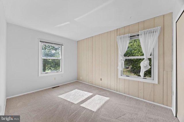 817 BELFAST RD, Waldorf, MD 20602