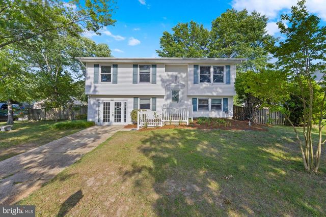 817 BELFAST RD, Waldorf, MD 20602