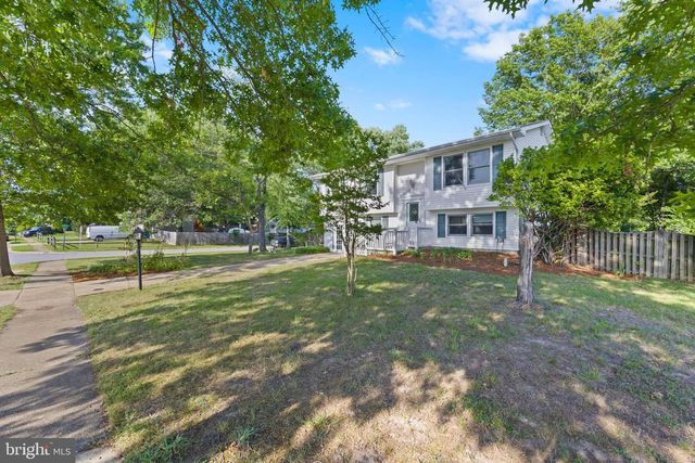 817 BELFAST RD, Waldorf, MD 20602