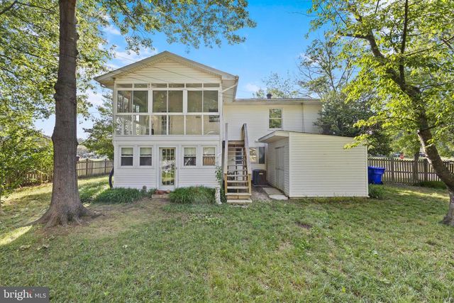 817 BELFAST RD, Waldorf, MD 20602