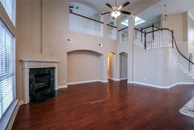 9130 Bottlebrush Lane, Irving, TX 75063