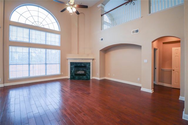 9130 Bottlebrush Lane, Irving, TX 75063