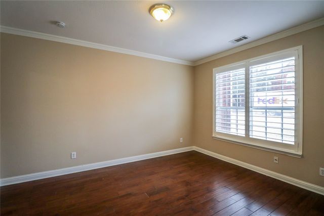 9130 Bottlebrush Lane, Irving, TX 75063