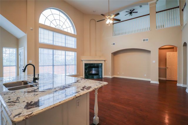 9130 Bottlebrush Lane, Irving, TX 75063