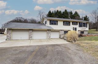 2718 Sexton Road, Howell, MI 48843