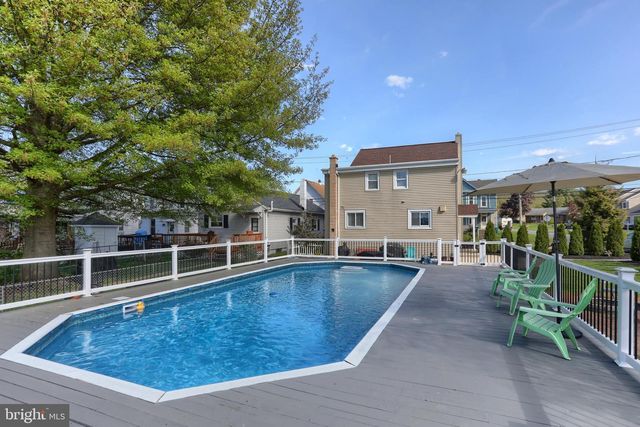 221 W MAIN ST, Newmanstown, PA 17073