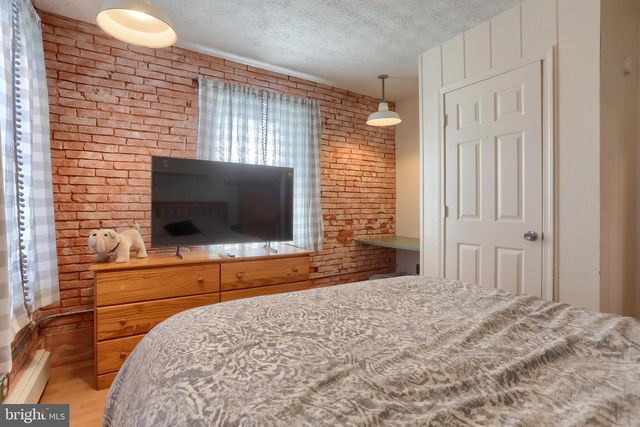 221 W MAIN ST, Newmanstown, PA 17073