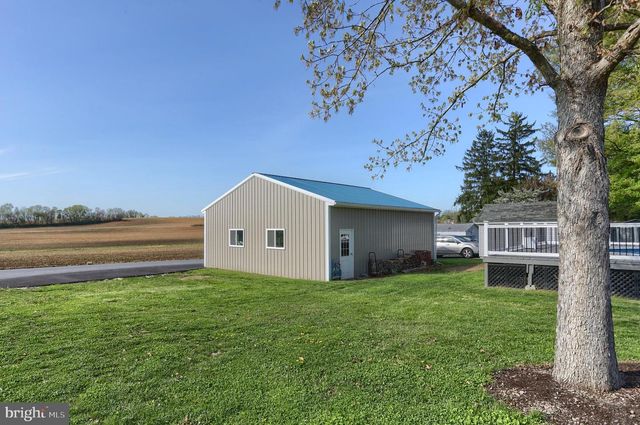 221 W MAIN ST, Newmanstown, PA 17073