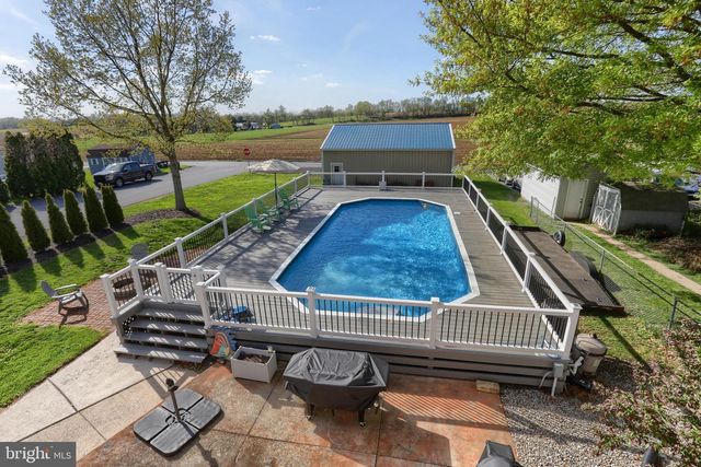 221 W MAIN ST, Newmanstown, PA 17073