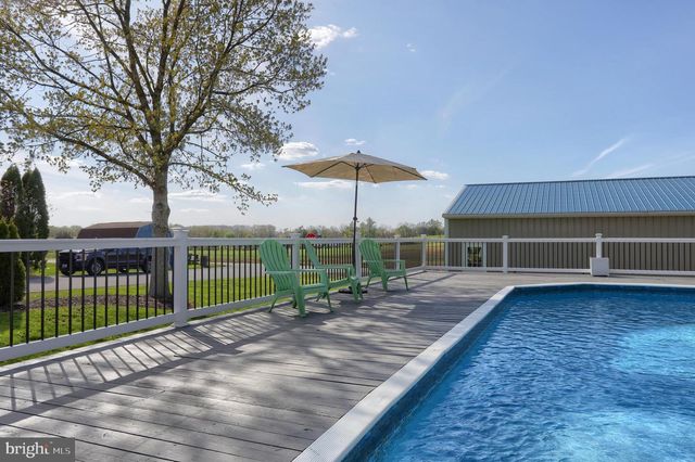 221 W MAIN ST, Newmanstown, PA 17073