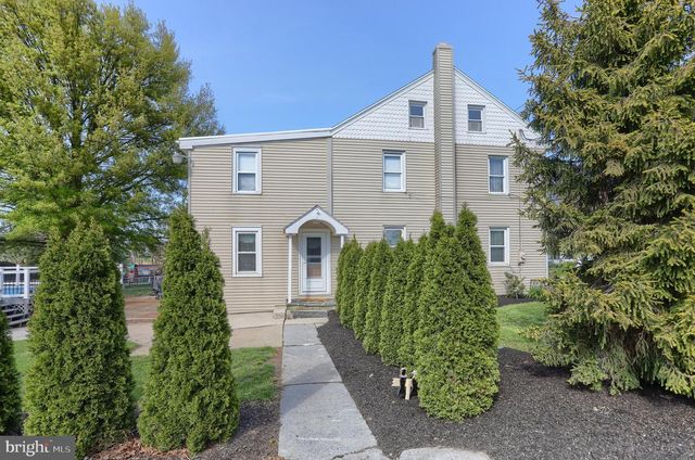 221 W MAIN ST, Newmanstown, PA 17073