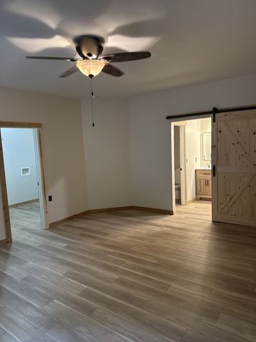 527 Hickory Ridge Rd, Gallatin, TN 37066
