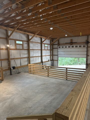 527 Hickory Ridge Rd, Gallatin, TN 37066