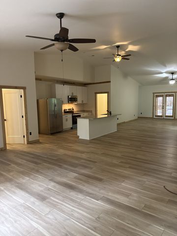 527 Hickory Ridge Rd, Gallatin, TN 37066