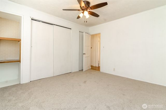 14523 Pioneer Way E, Puyallup, WA 98372