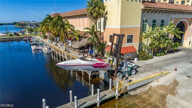 5781 Cape Harbour DR 1201, Cape Coral, FL 33914