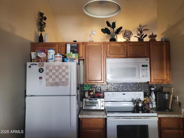 5146 W JOAN DE ARC Avenue, Glendale, AZ 85304