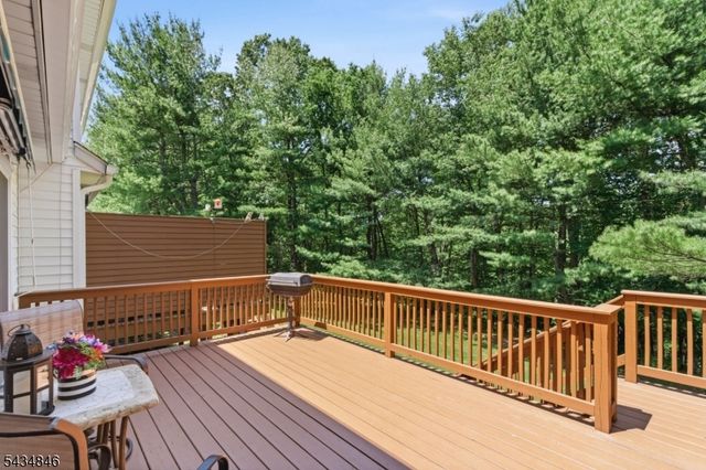 114 Wagon Wheel Rd, Sparta Twp., NJ 07871