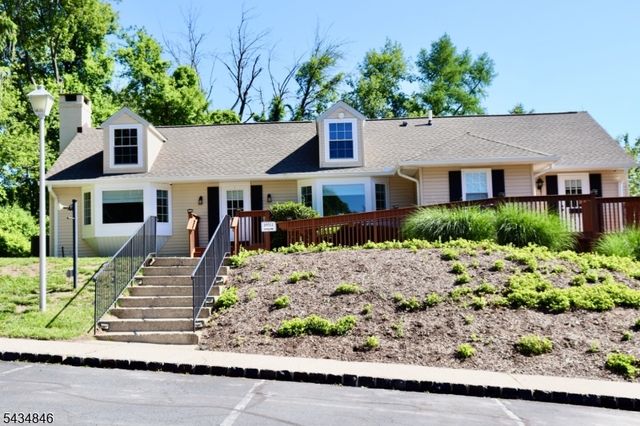 114 Wagon Wheel Rd, Sparta Twp., NJ 07871