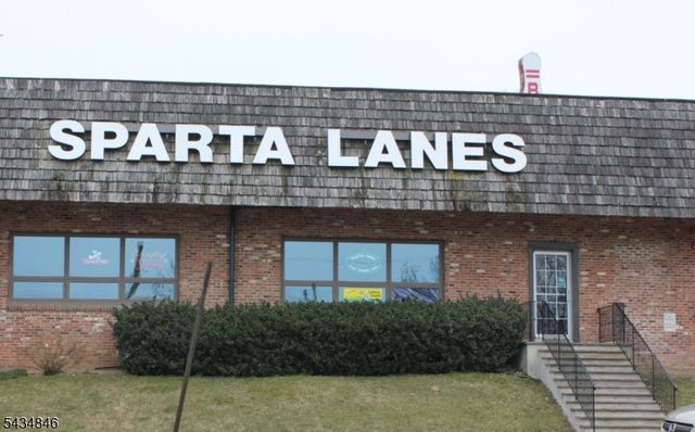 114 Wagon Wheel Rd, Sparta Twp., NJ 07871