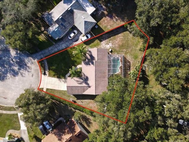 1056 SHADY HOLLOW DRIVE, Deland, FL 32724